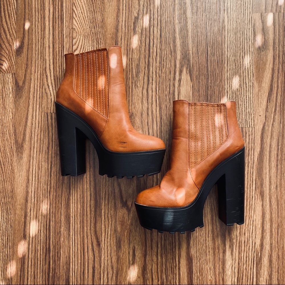 Public desire camel ankle booties
